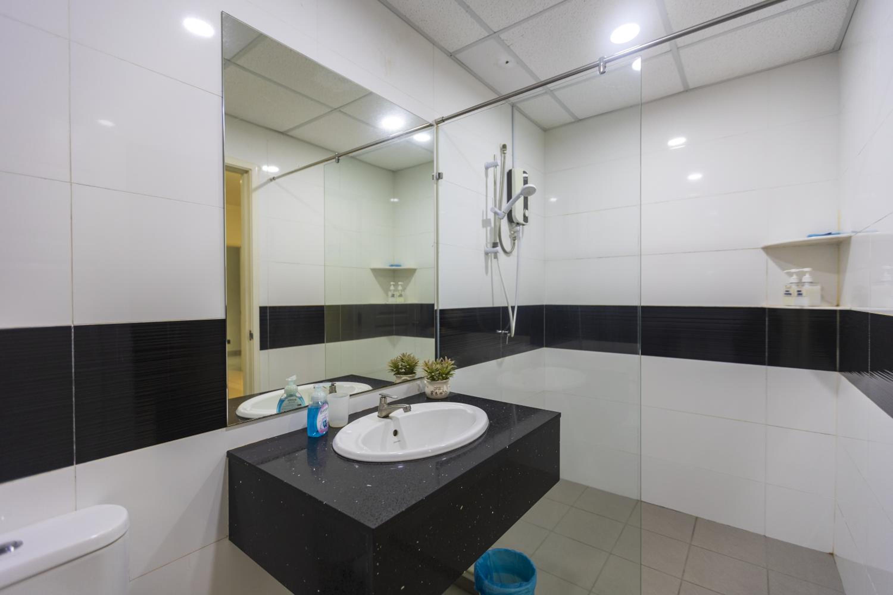 Sky Suites photo 4