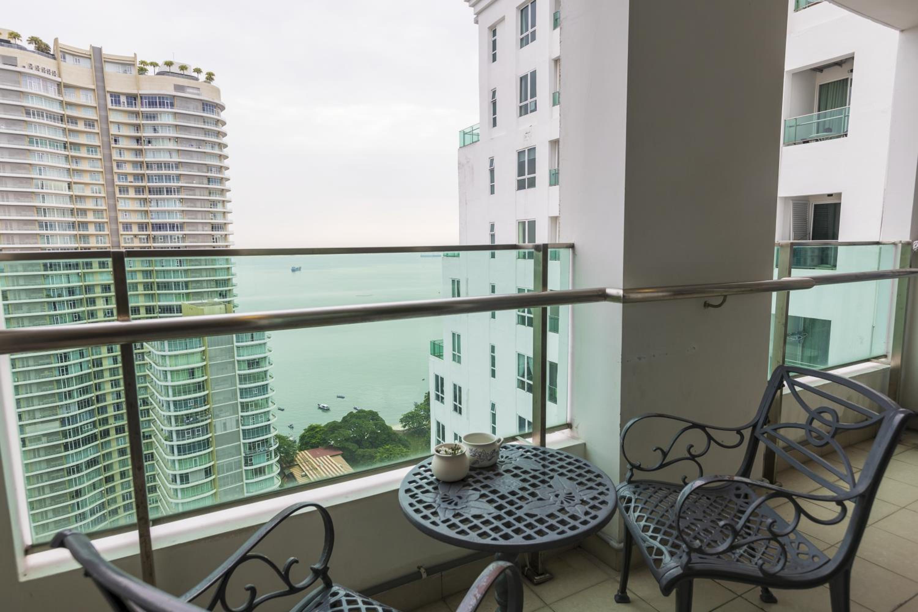 Sky Suites view 4