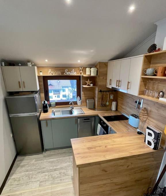 Cosy Mountain View Apartment 1