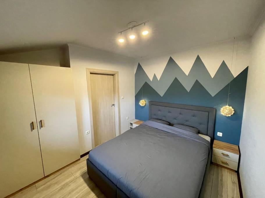 Cosy Mountain View Apartment 1