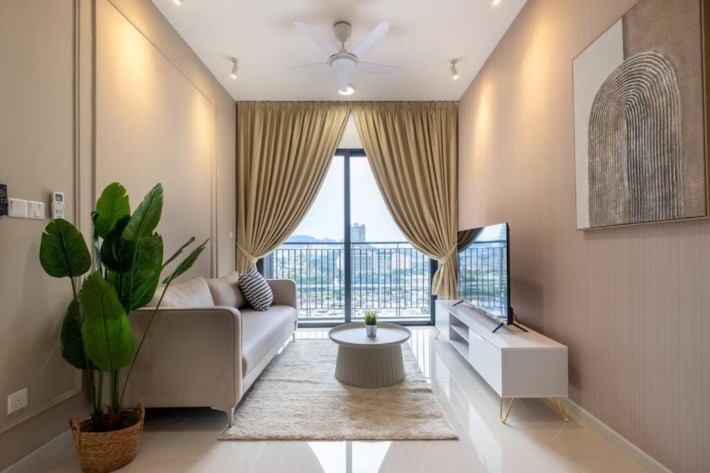Wonderland 7pax dreams house at Sunway Velocity 2