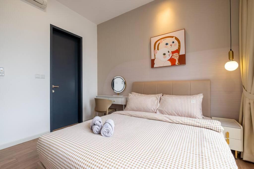 Wonderland 7pax dreams house at Sunway Velocity 2