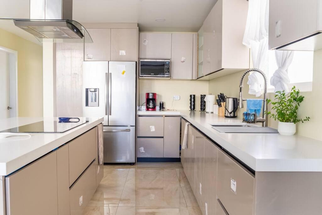 Emerald Home Seaside Serenity & Resort Amenities view 2