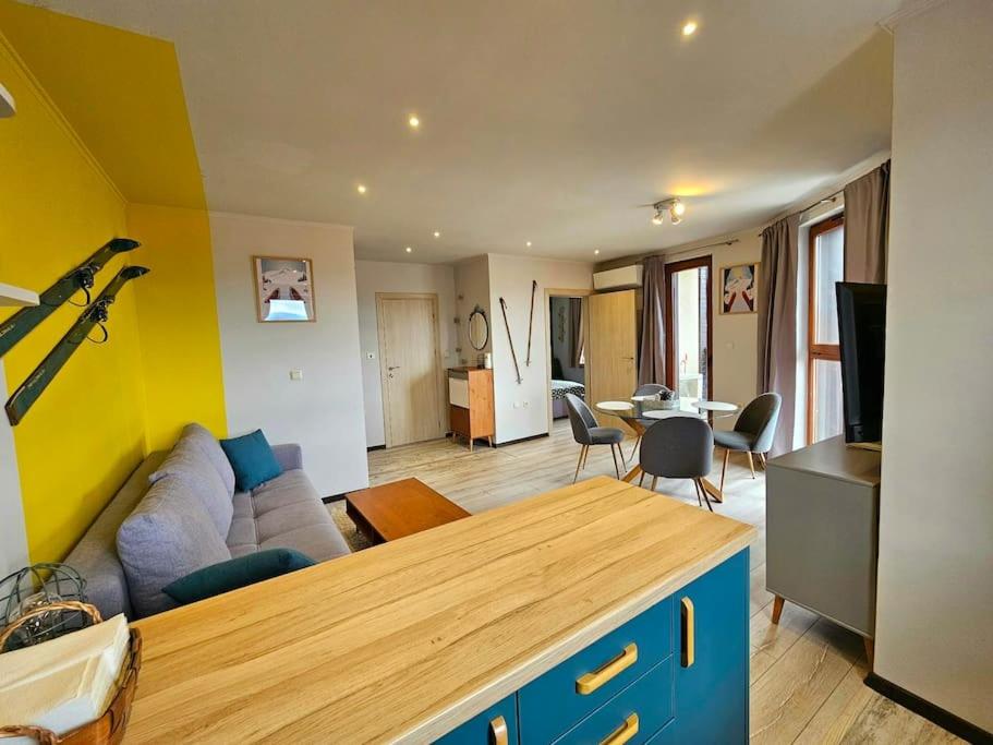 Cosy Mountain View Apartment 2