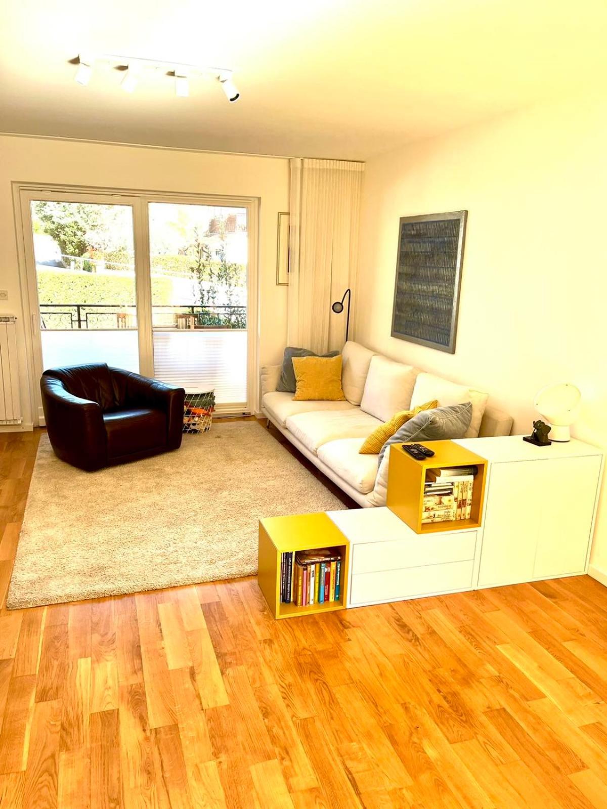 Cherry apartments