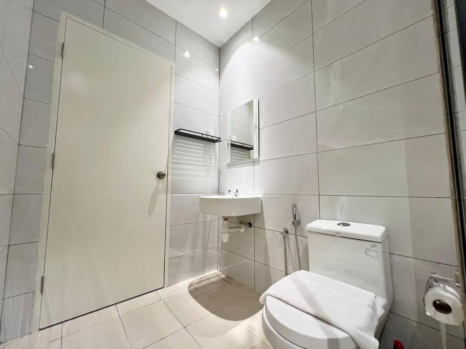 New Amber Cove Impression Melaka 6pax/2BR/2NH/1PRK