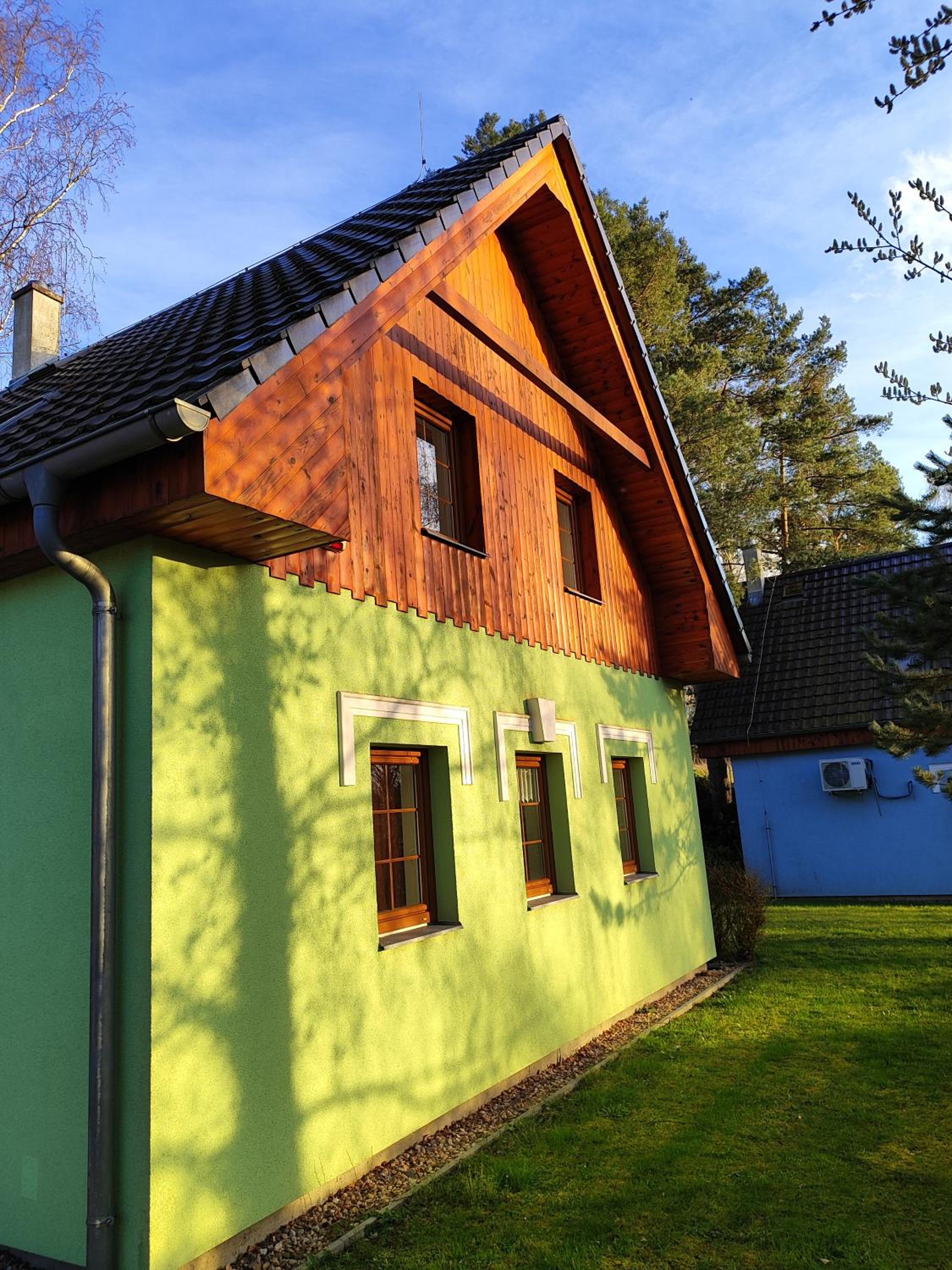Resort Koloděje-zelený dům