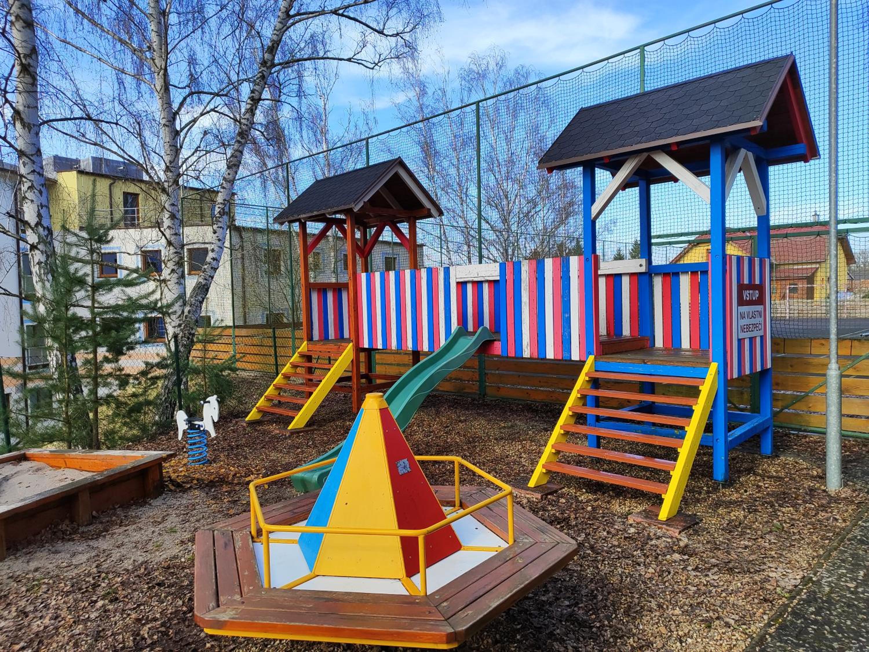 Resort Koloděje-zelený dům