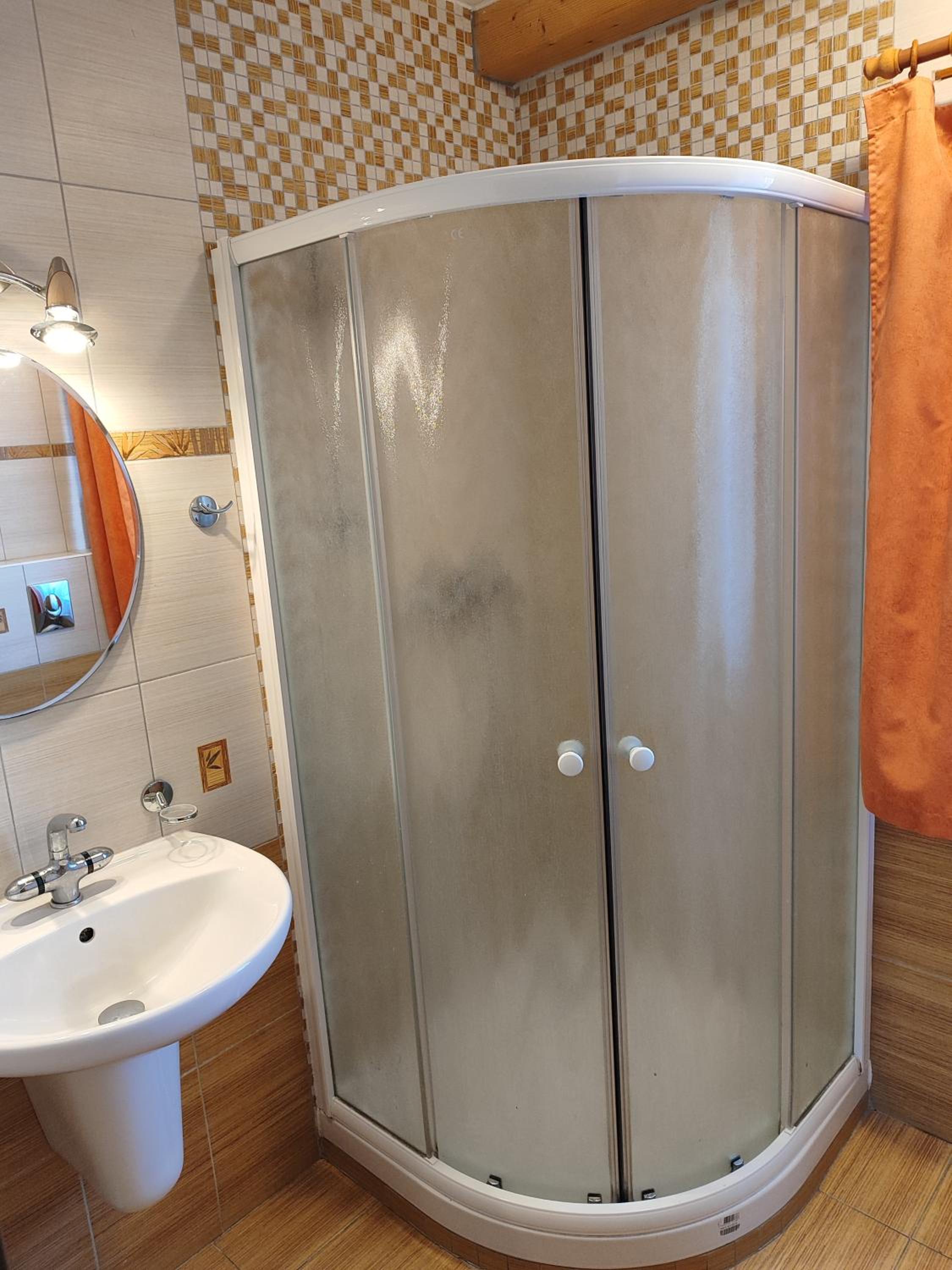 Resort Koloděje-zelený dům
