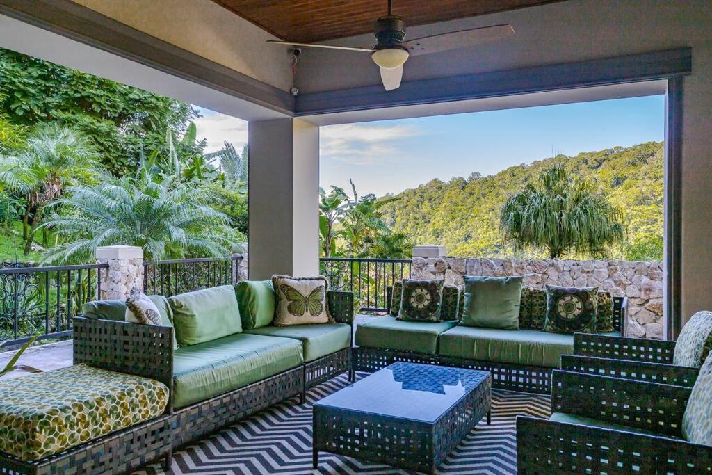Casa Cascada, Boquete full house