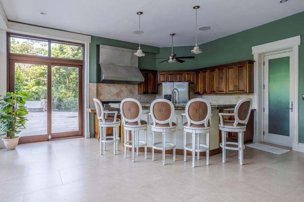 Casa Cascada, Boquete full house