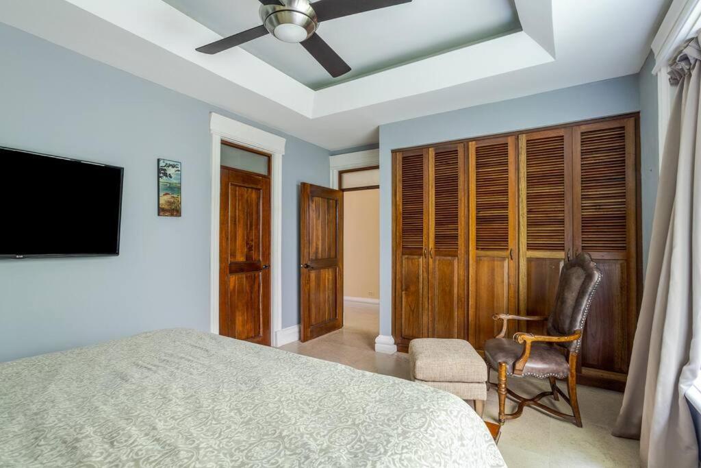 Casa Cascada, Boquete full house