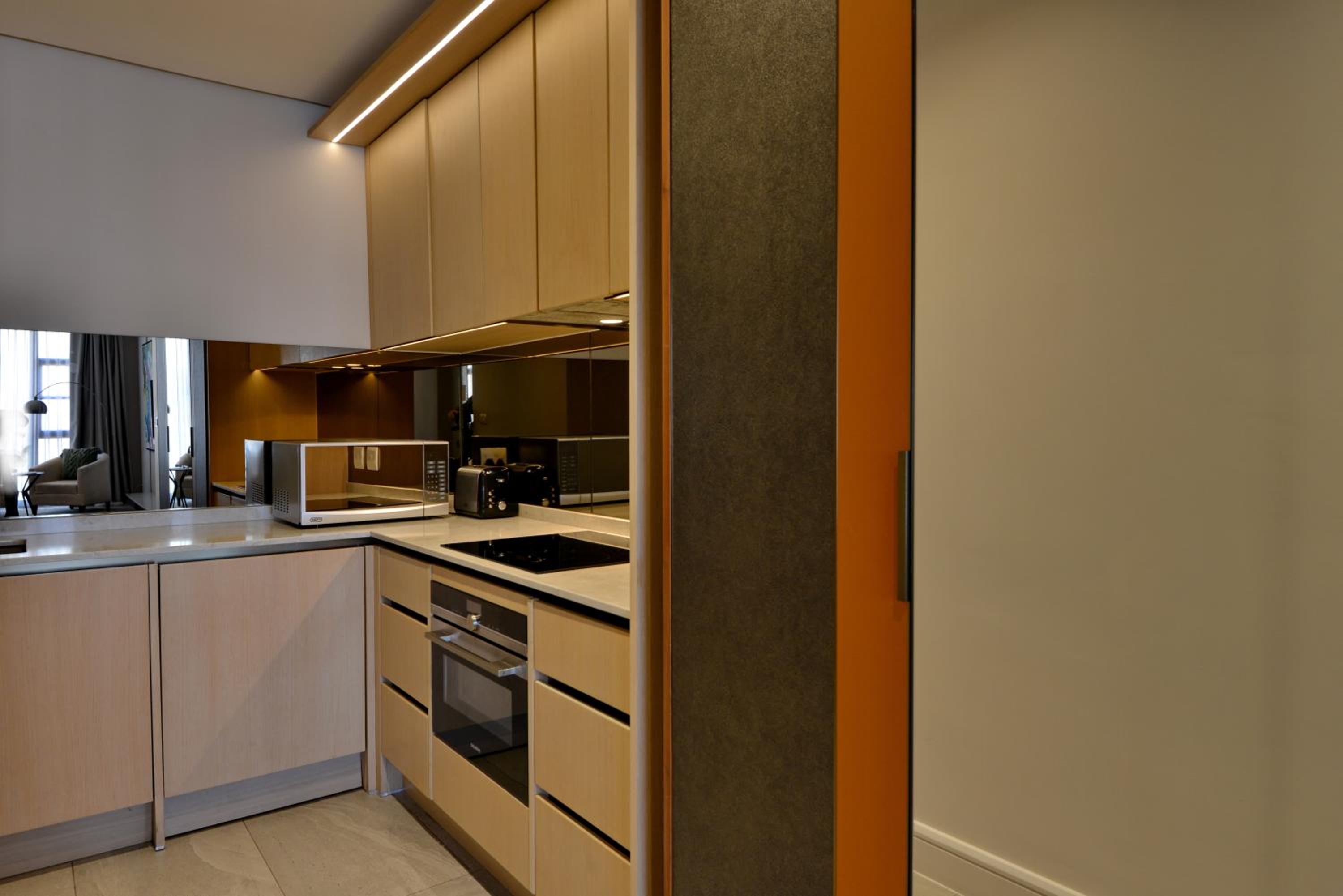 Houghton Suites
