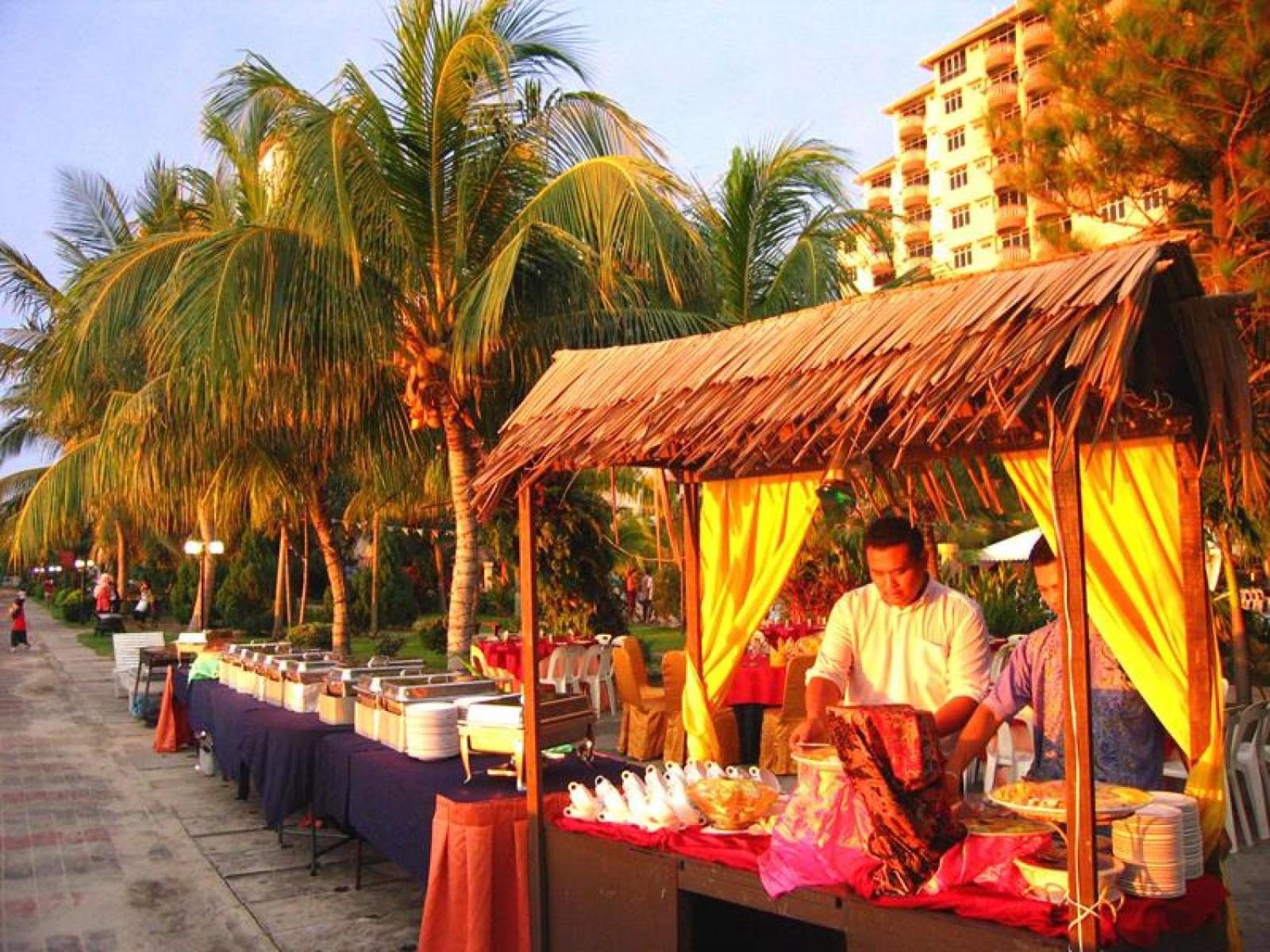 Glory Beach Resort 7+2 PAX Seaview Suite photo 5