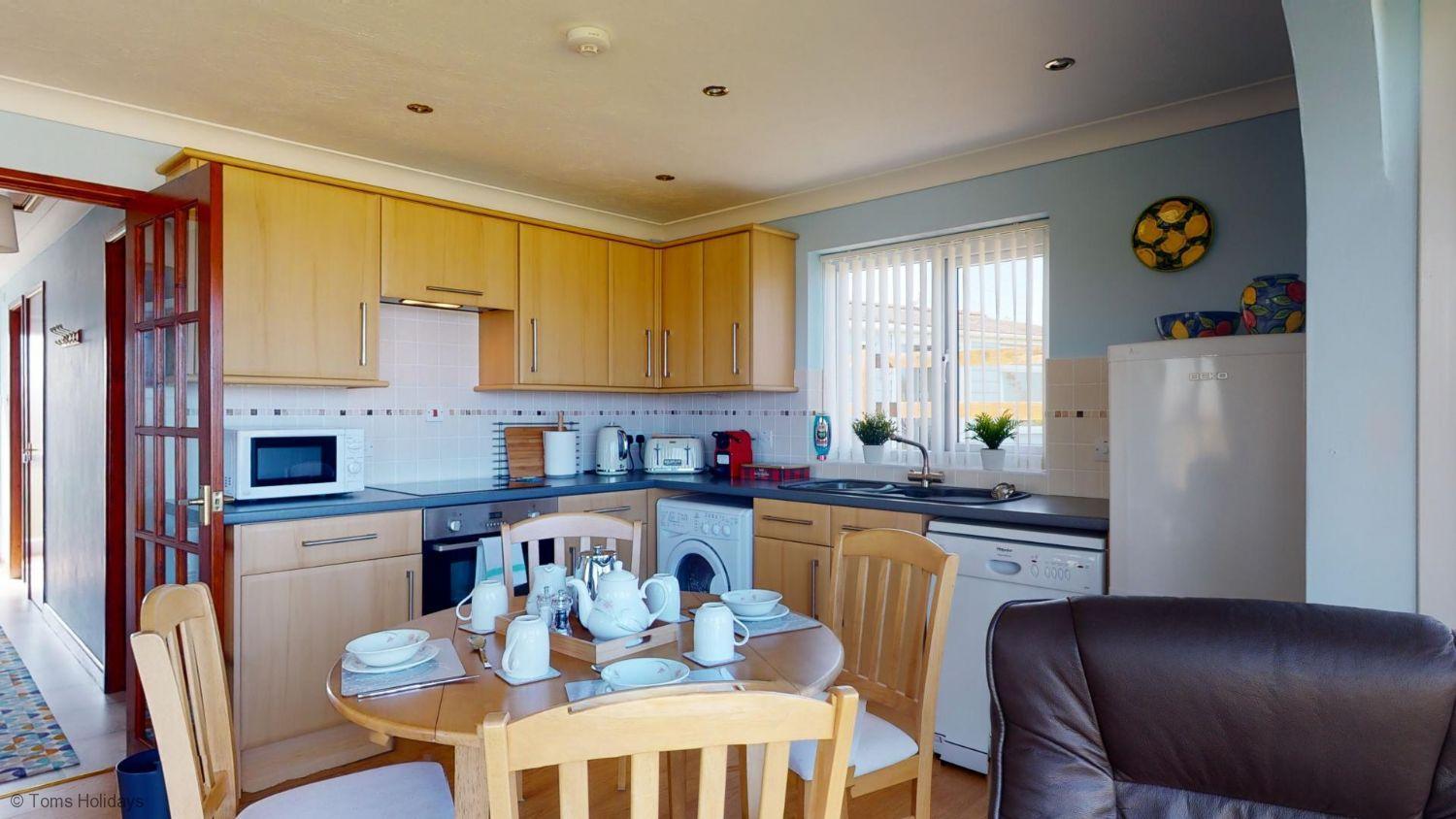 F74 Chyandour, Riviere Towans view 5