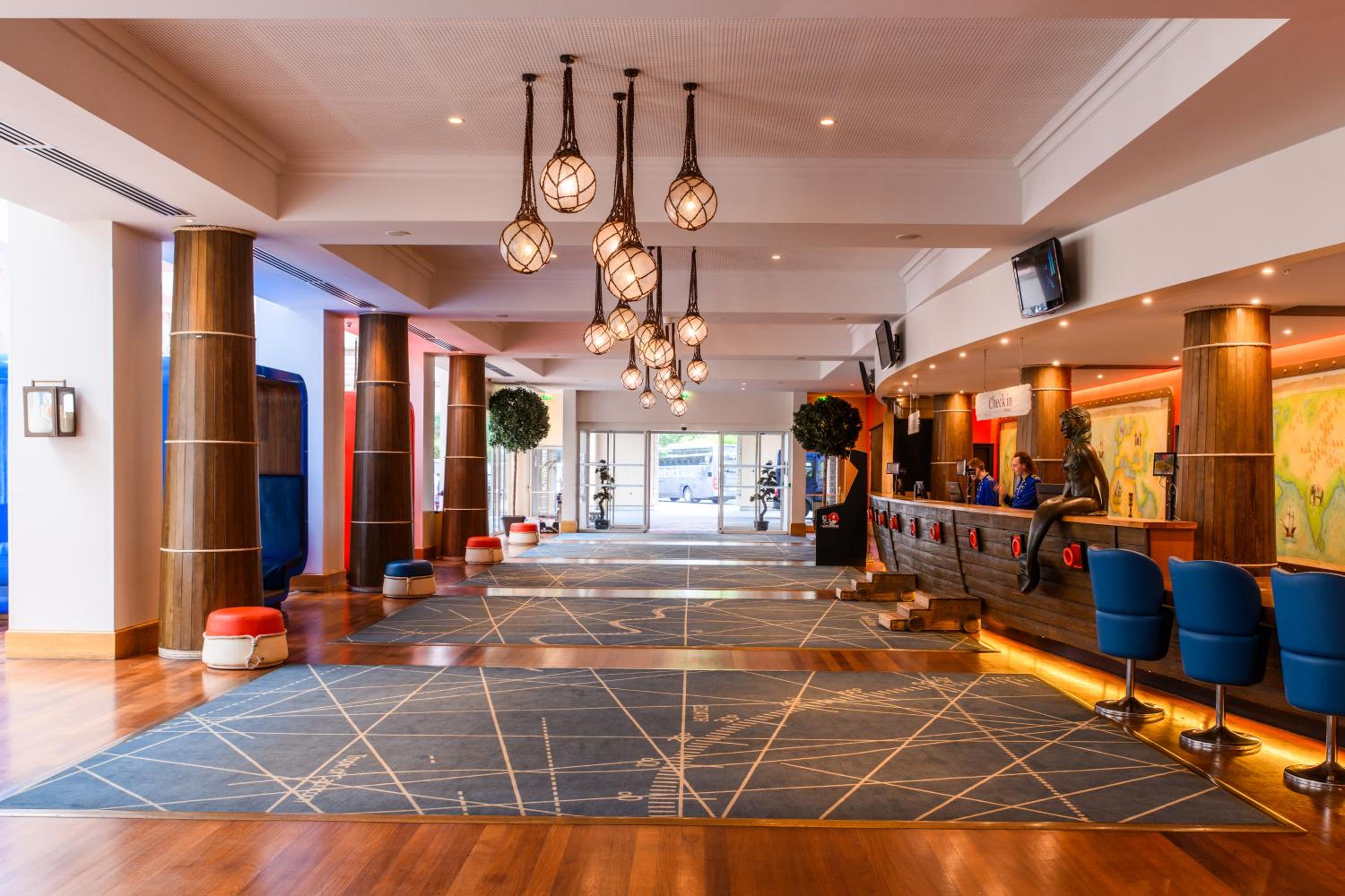 Magny-le-Hongre Vacations - Explorers Hotel Marne-la-Vallee - Property Image 4