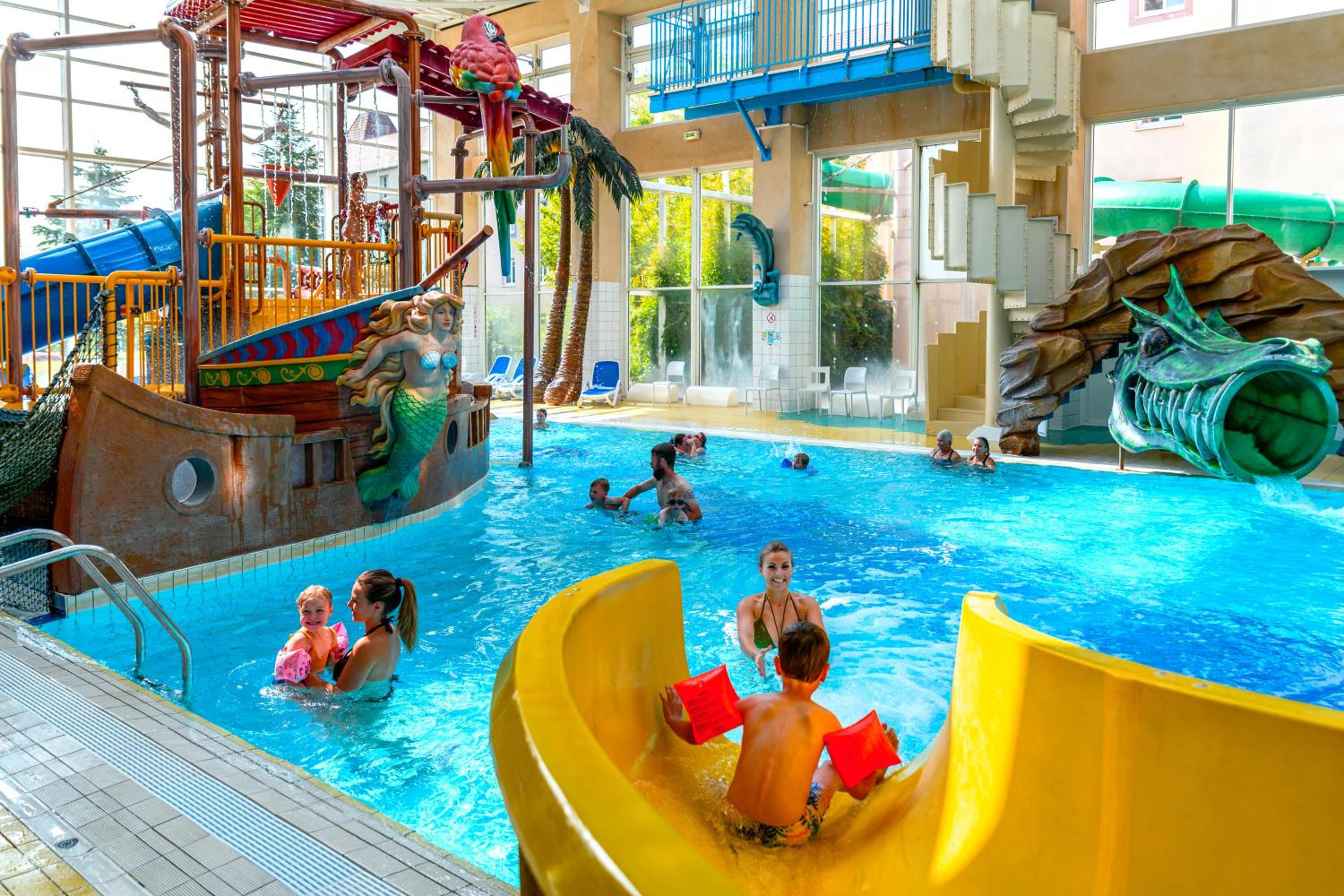 Magny-le-Hongre Vacations - Explorers Hotel Marne-la-Vallee - Property Image 1