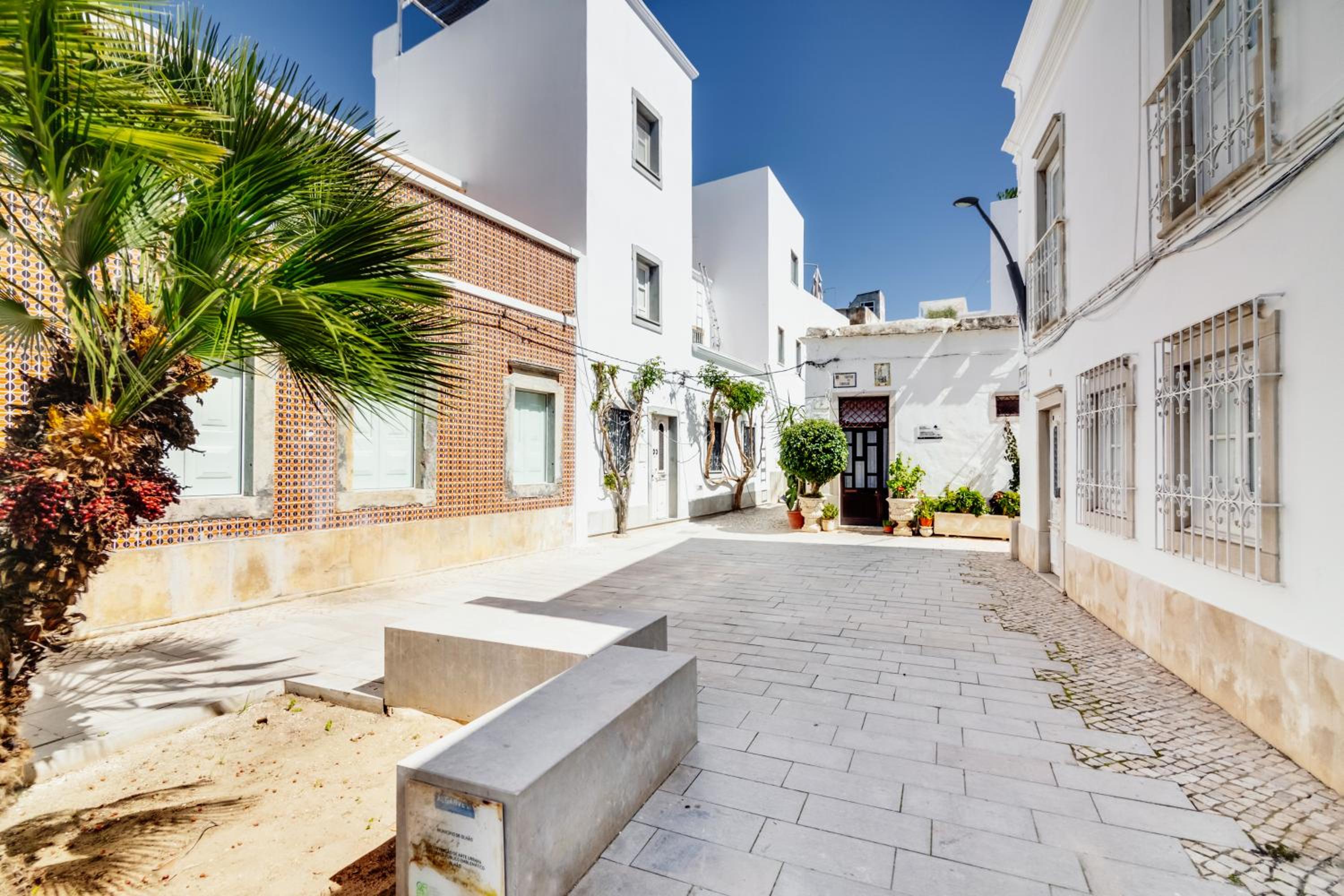 SevenHouses - CosyHome - Downtown Olhão @Homesbyfc view 3