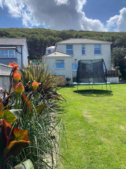 Beach house with sea views minutes from the surf view 5