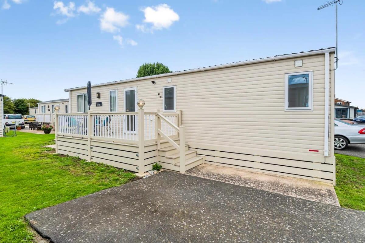 Your Ultimate Holiday Rental at Pevensey Bay 35 Woodland Walk