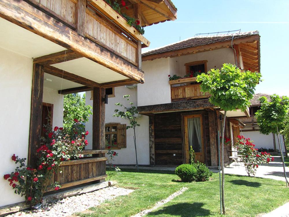 Woodland Resort