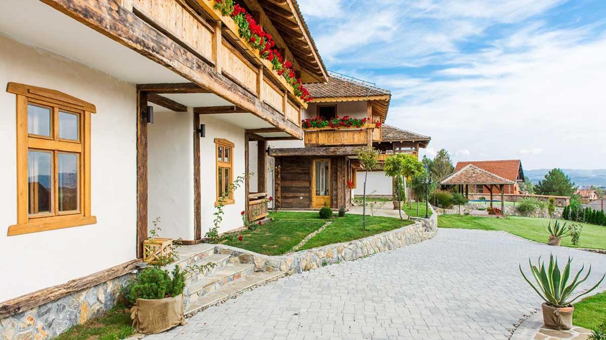 Woodland Resort