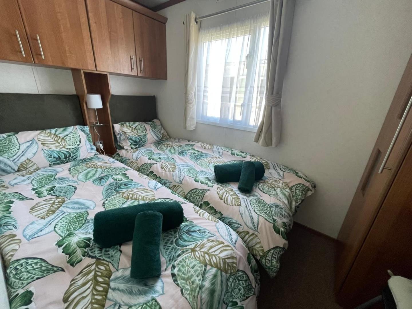 27 Tower View Pevensey Bay Holiday Park view 5