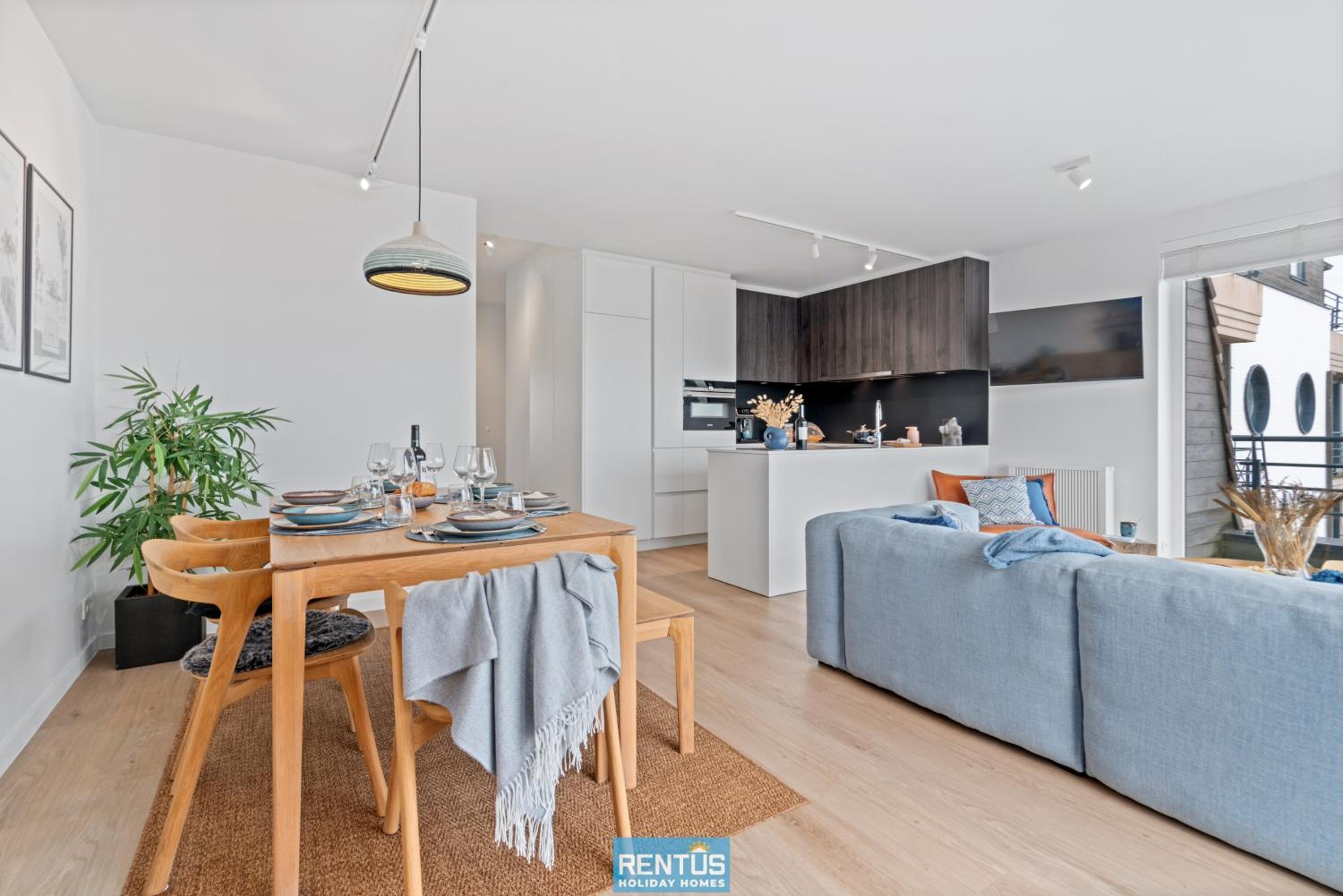 Beach Break - family friendly apartment by the sea