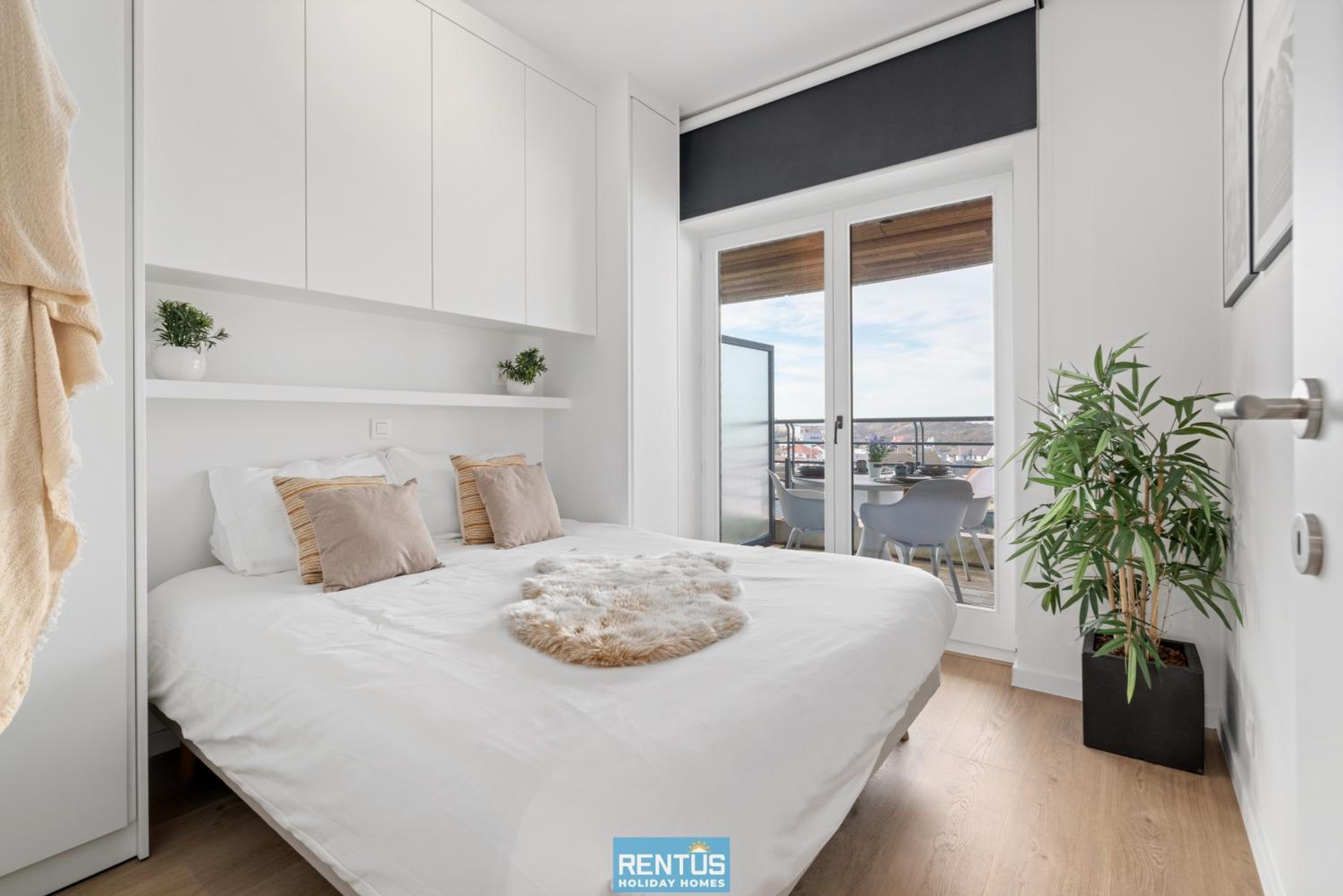Beach Break - family friendly apartment by the sea