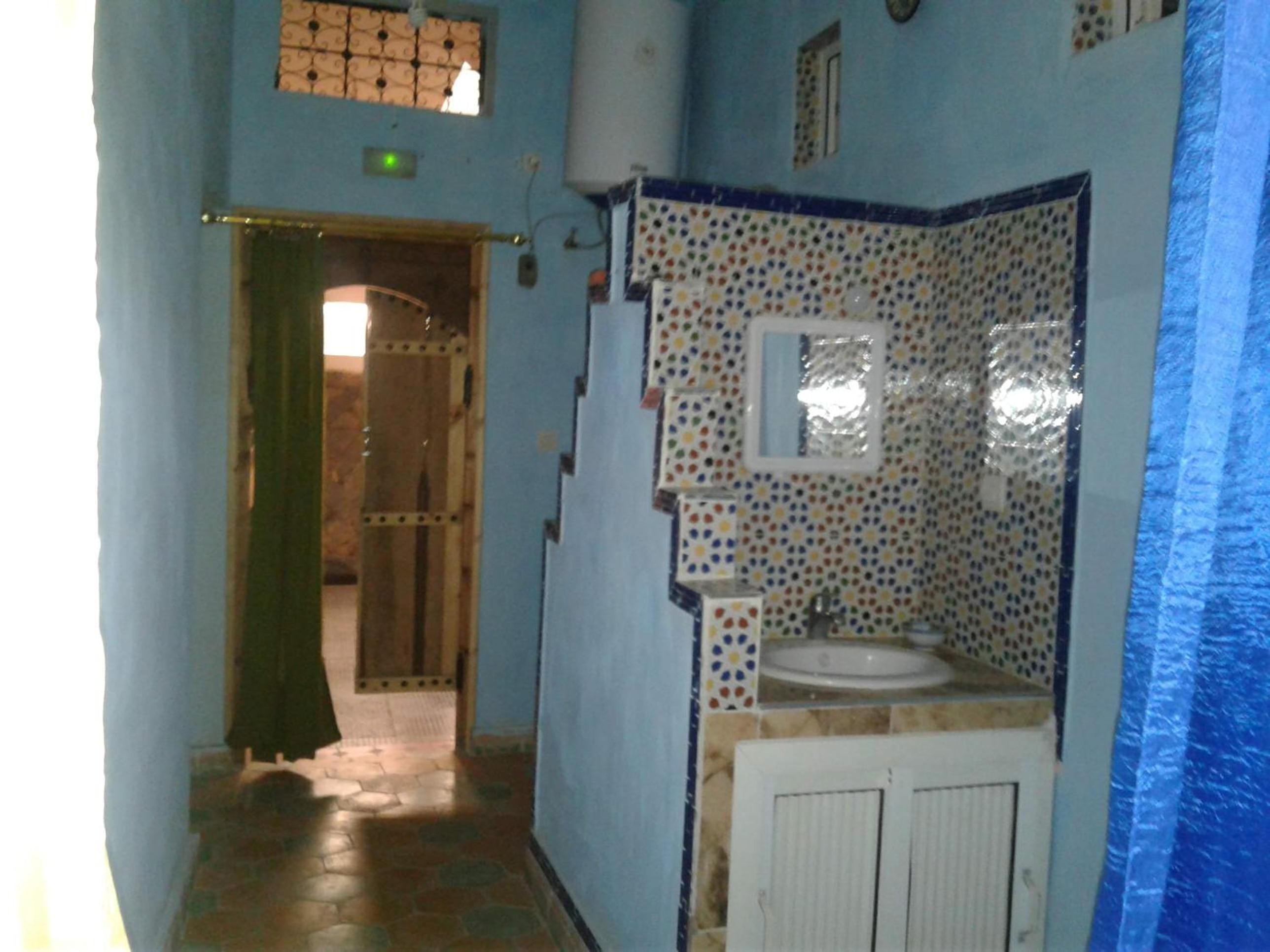 Photo 8