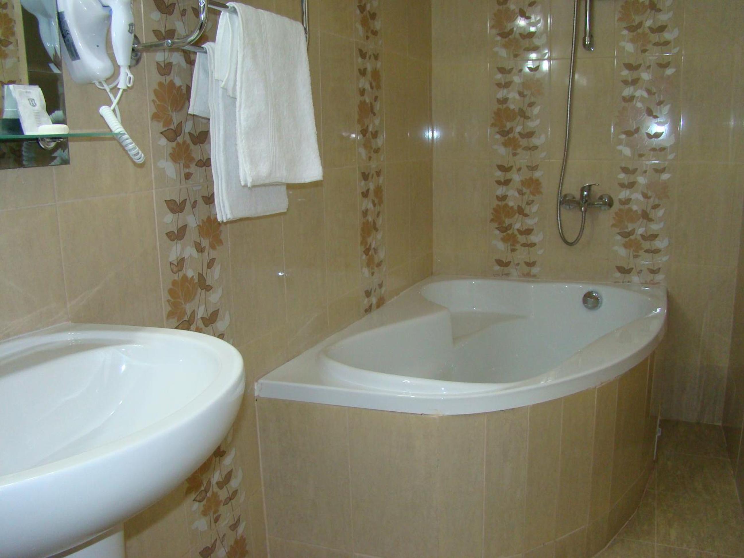 Photo 32