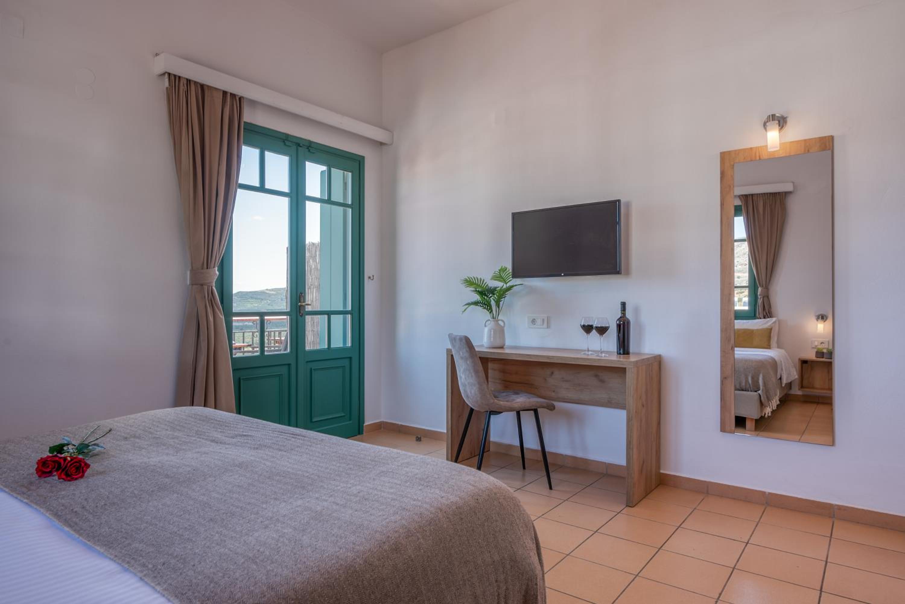 Kaliviani Traditional Hotel