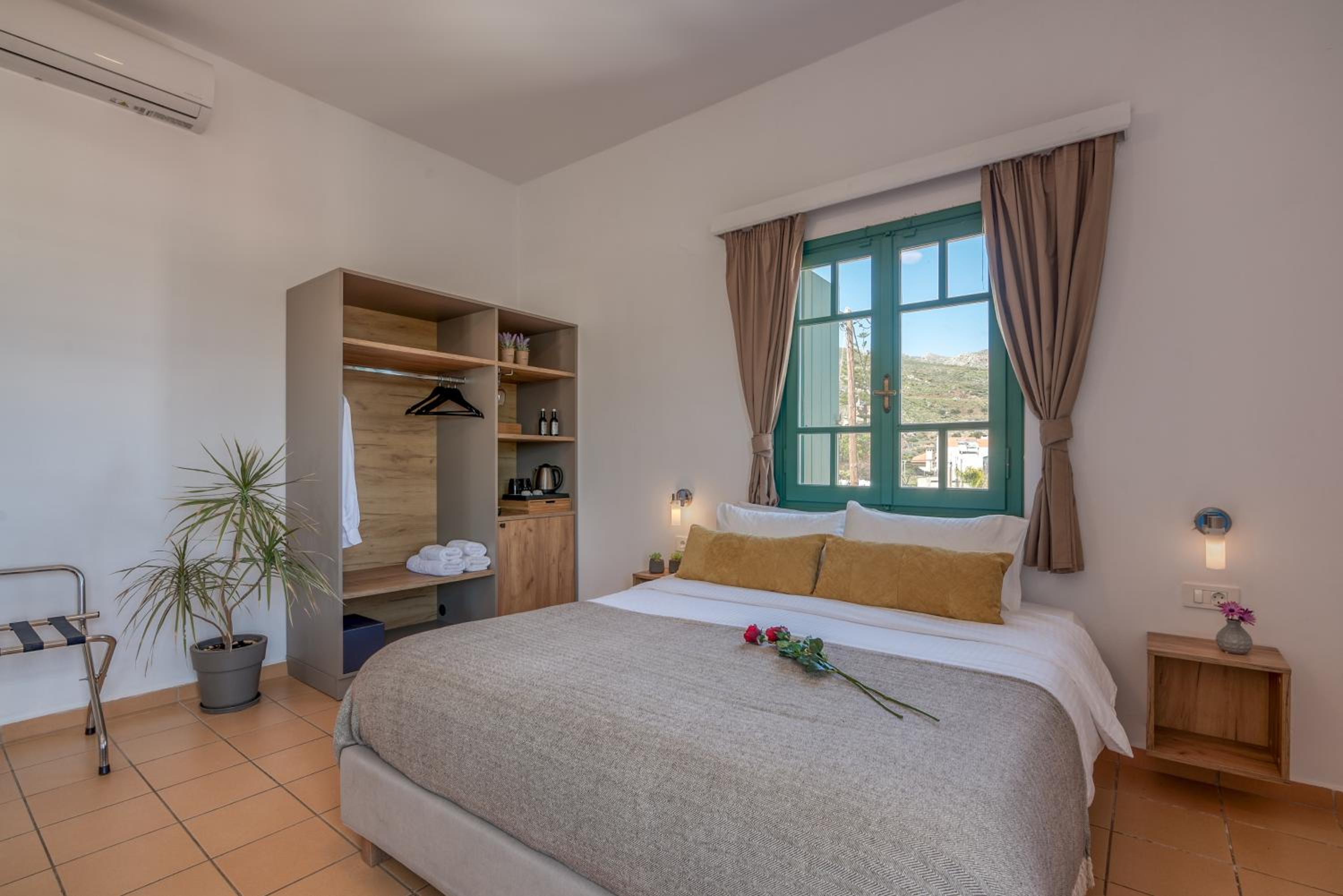 Kaliviani Traditional Hotel