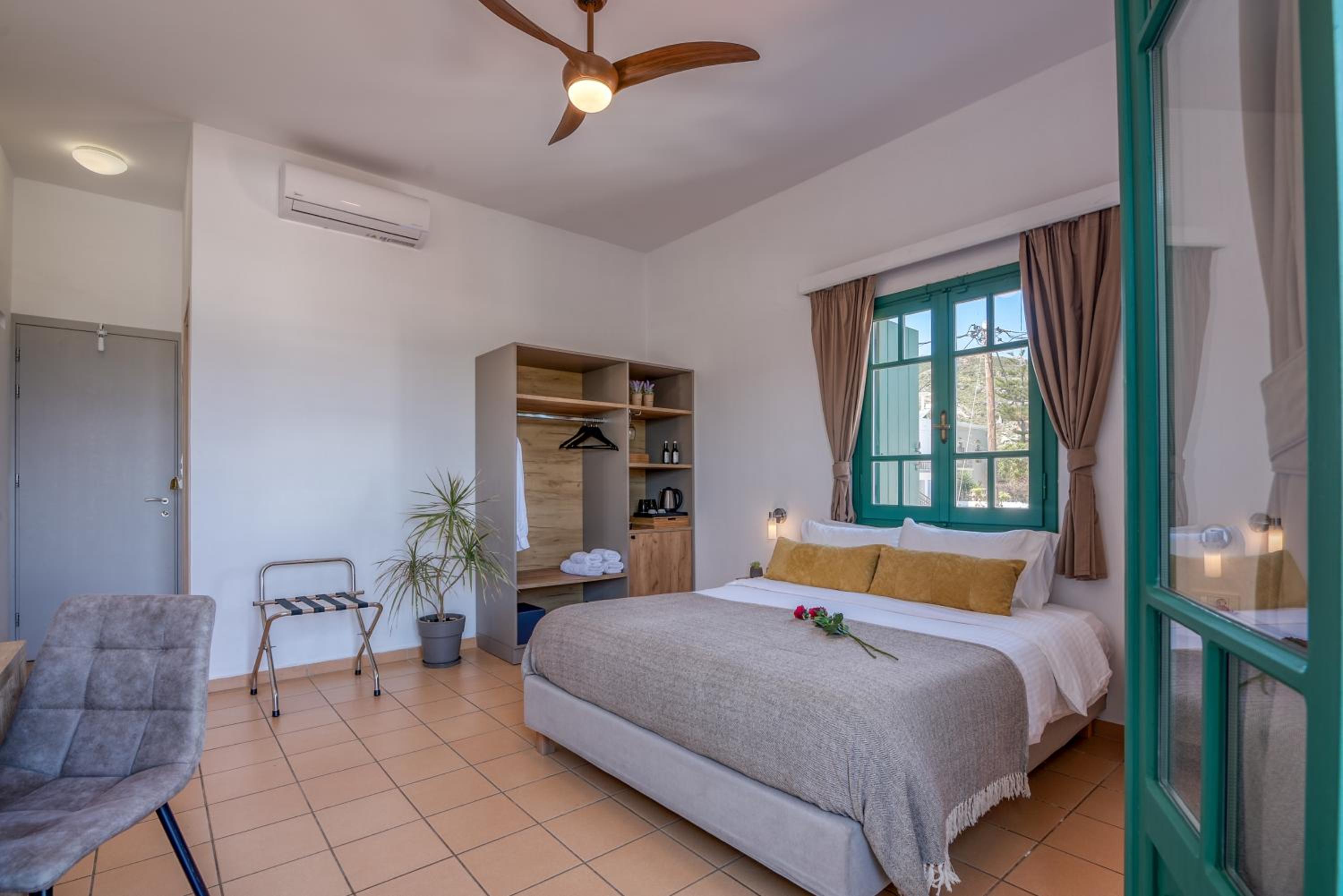 Kaliviani Traditional Hotel