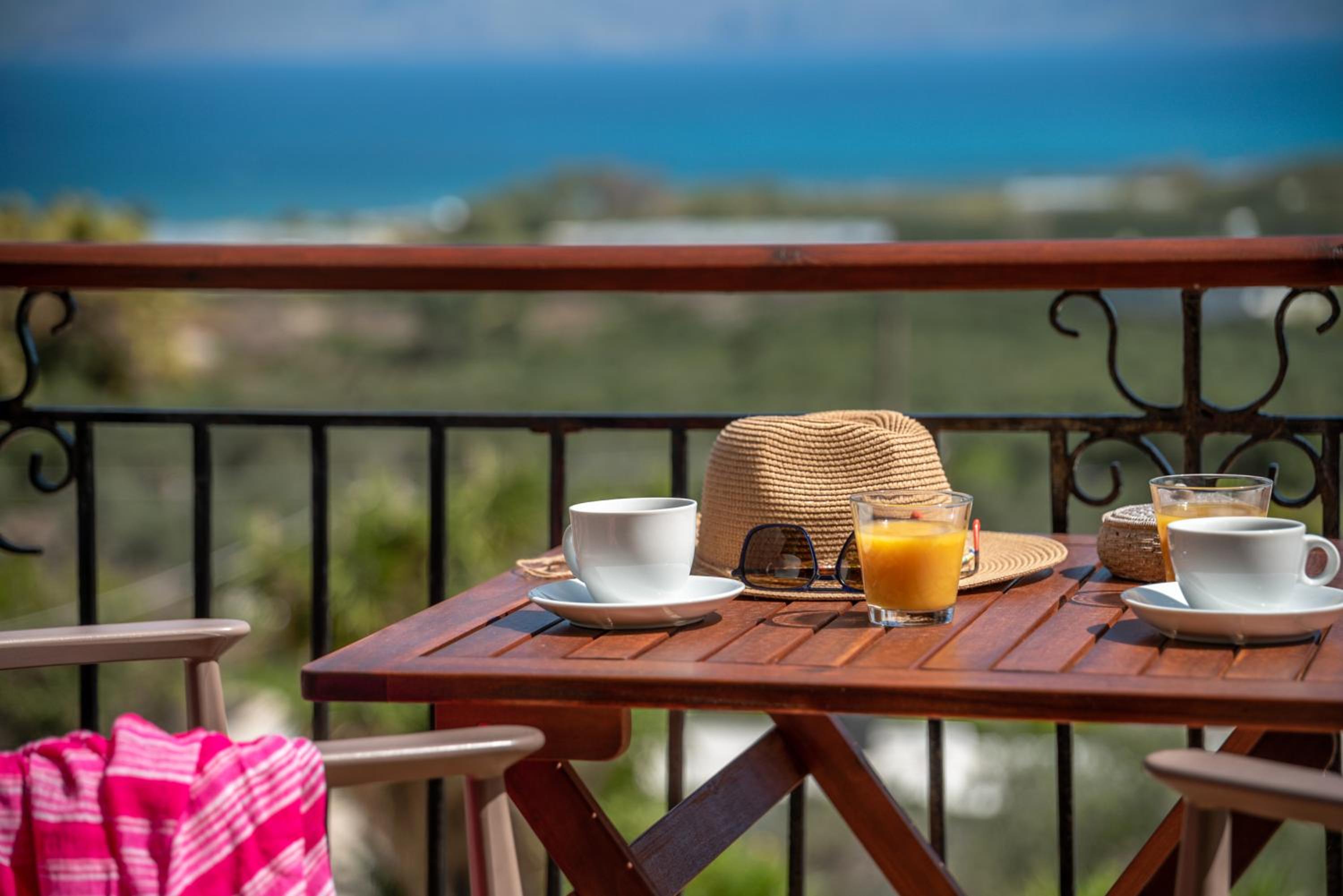 Kaliviani Traditional Hotel