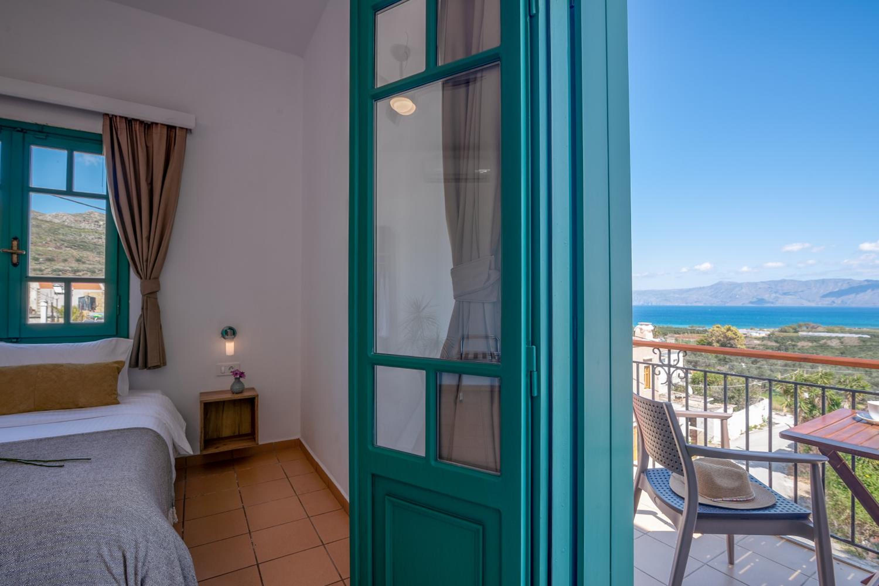 Kaliviani Traditional Hotel