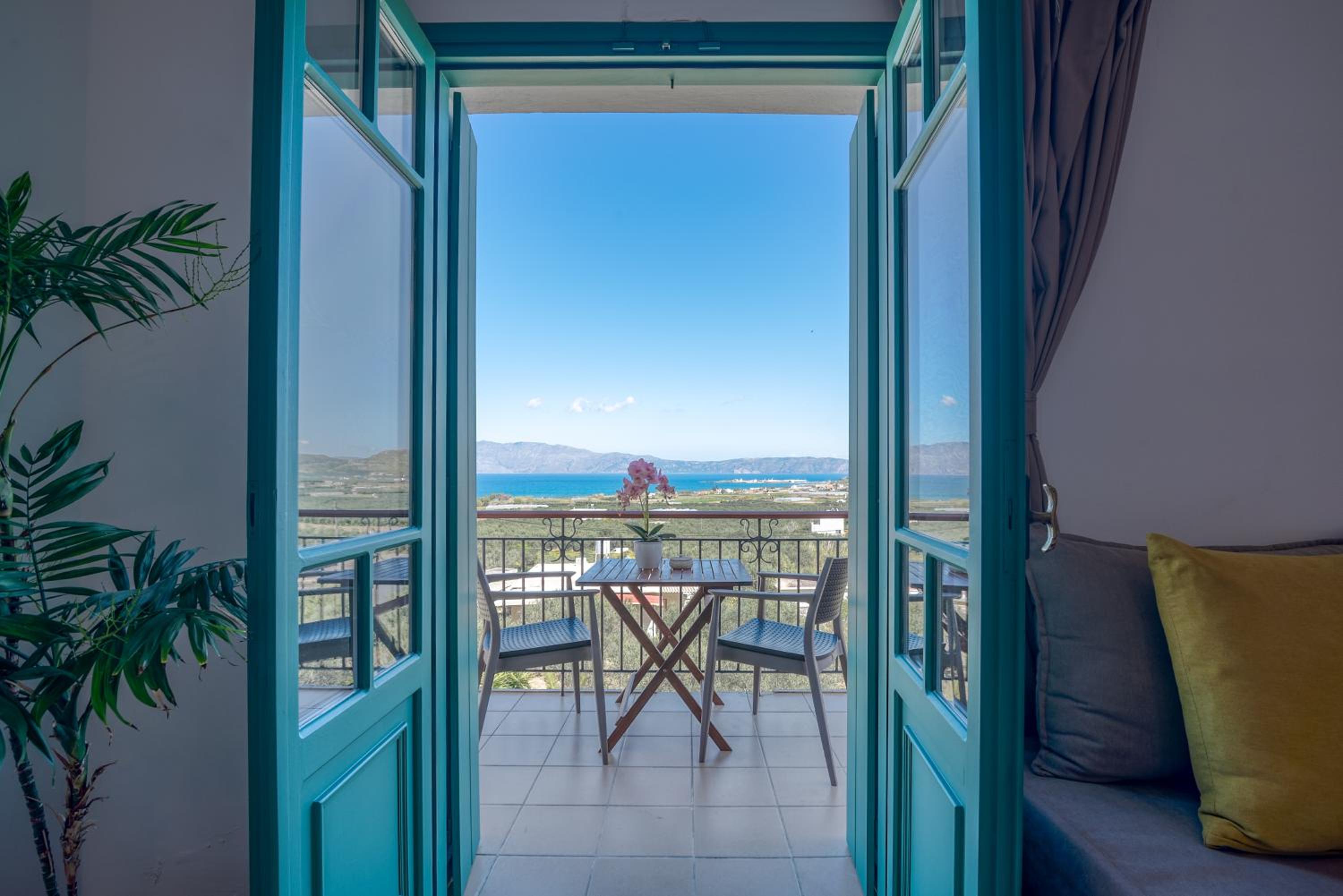 Kaliviani Traditional Hotel