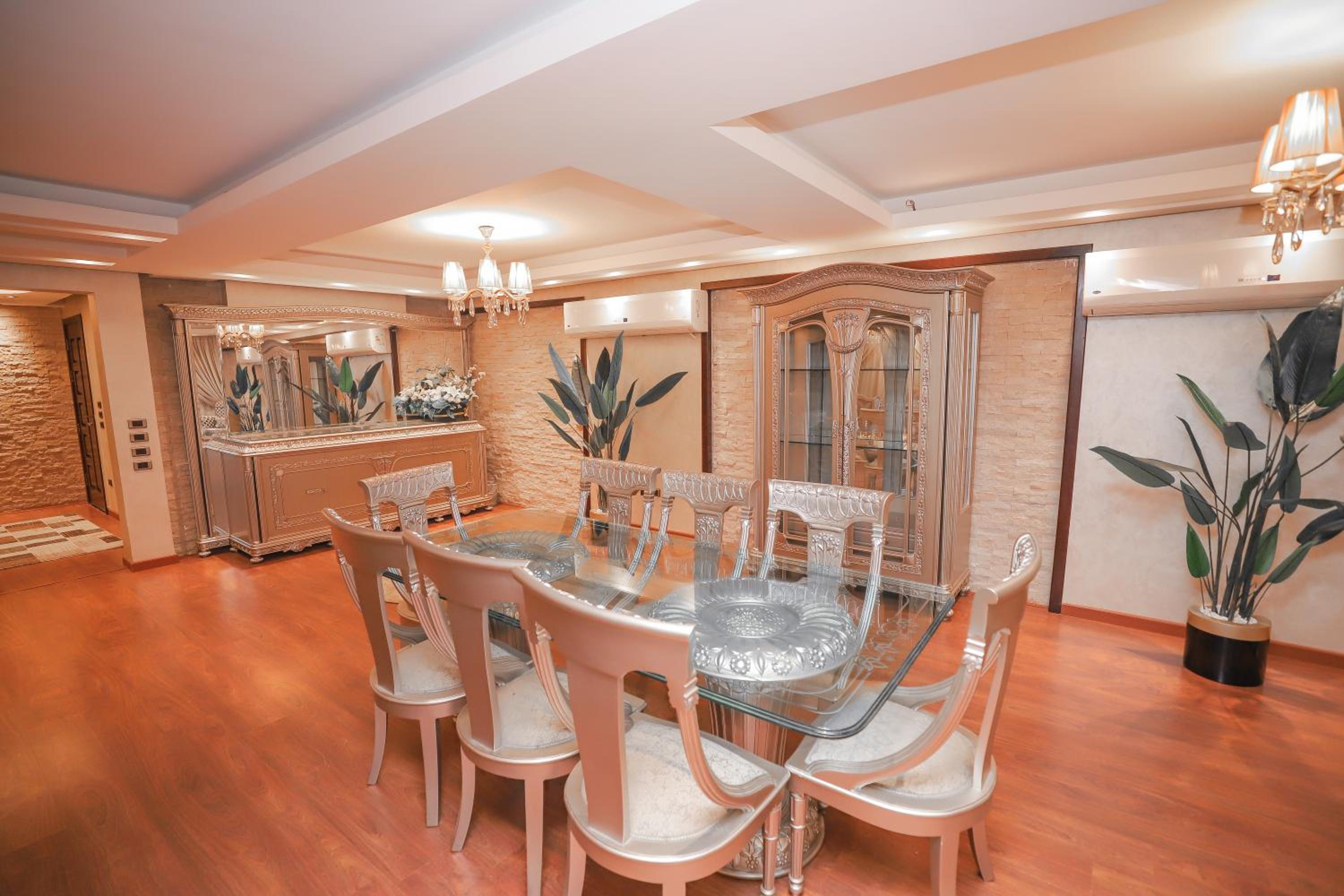 Platinum One Story Villa , 350 m , Heliopolis
