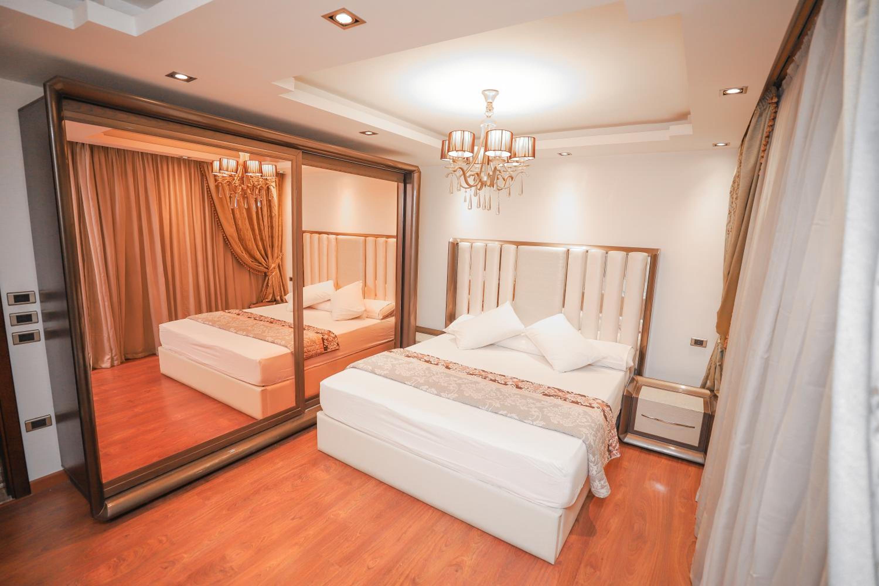 Platinum One Story Villa , 350 m , Heliopolis
