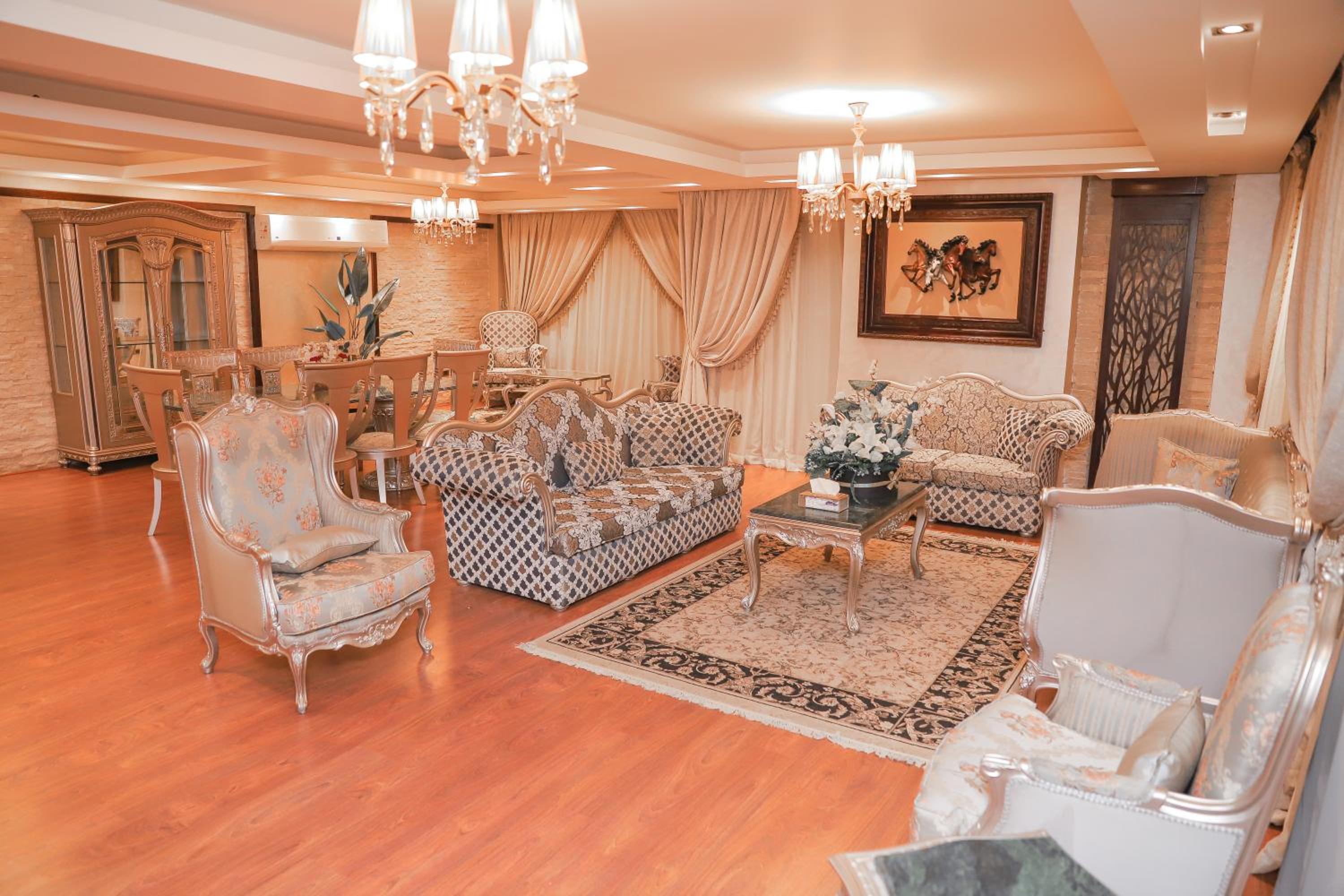 Platinum One Story Villa , 350 m , Heliopolis