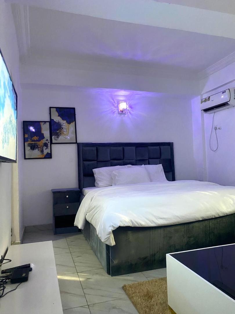 Amazing Studio Apartment view 2