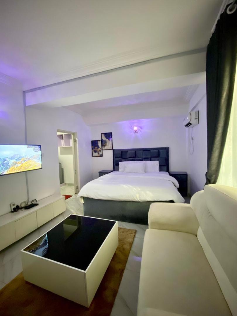 Amazing Studio Apartment view 4