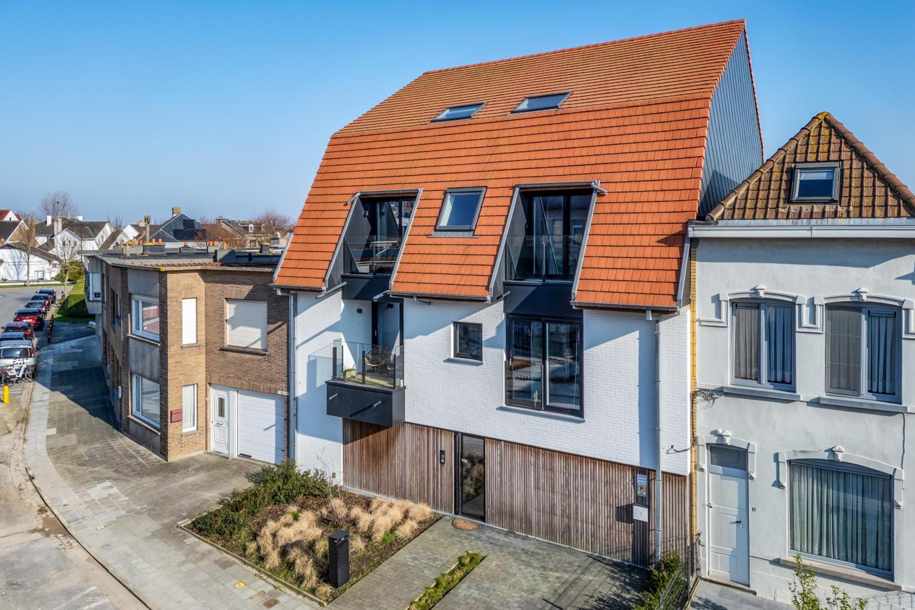 Espresso Duplex app aan zee met terras & parking