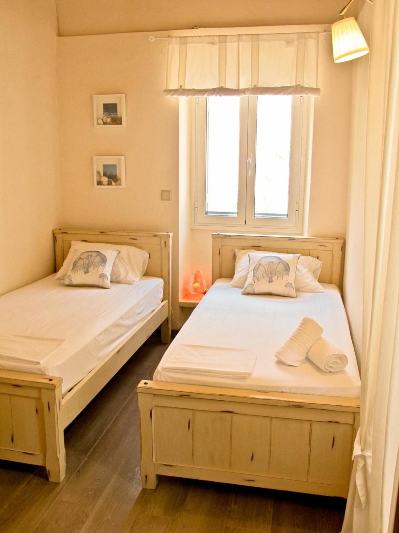 Theano Cottage
