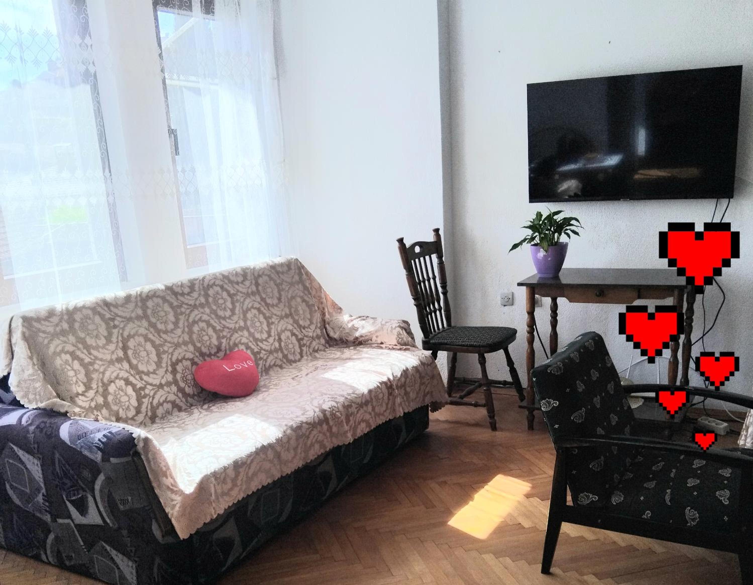 Beach Apartment Ohrid - Near Beach, Balcony and Free Parking