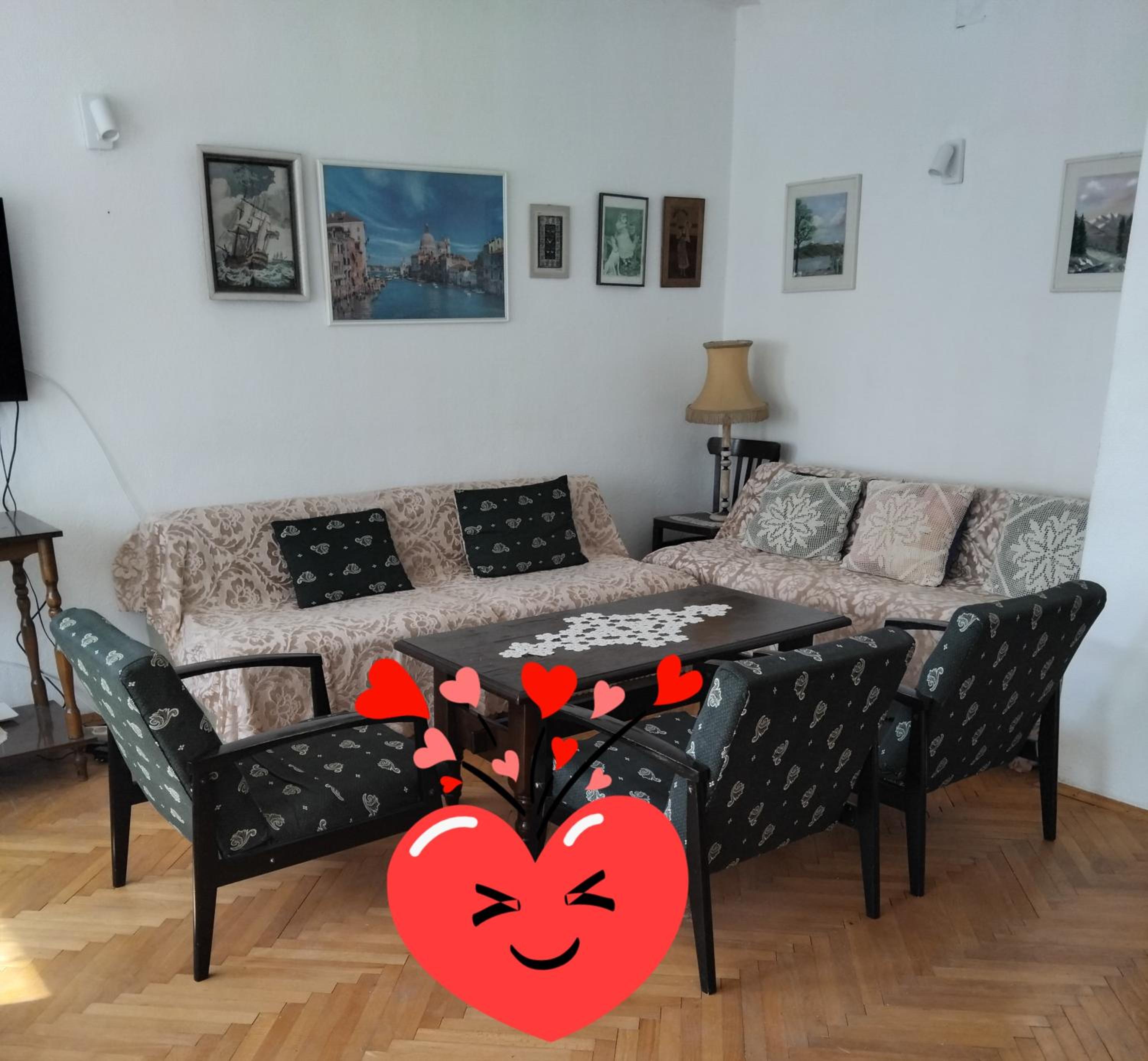 Beach Apartment Ohrid - Near Beach, Balcony and Free Parking