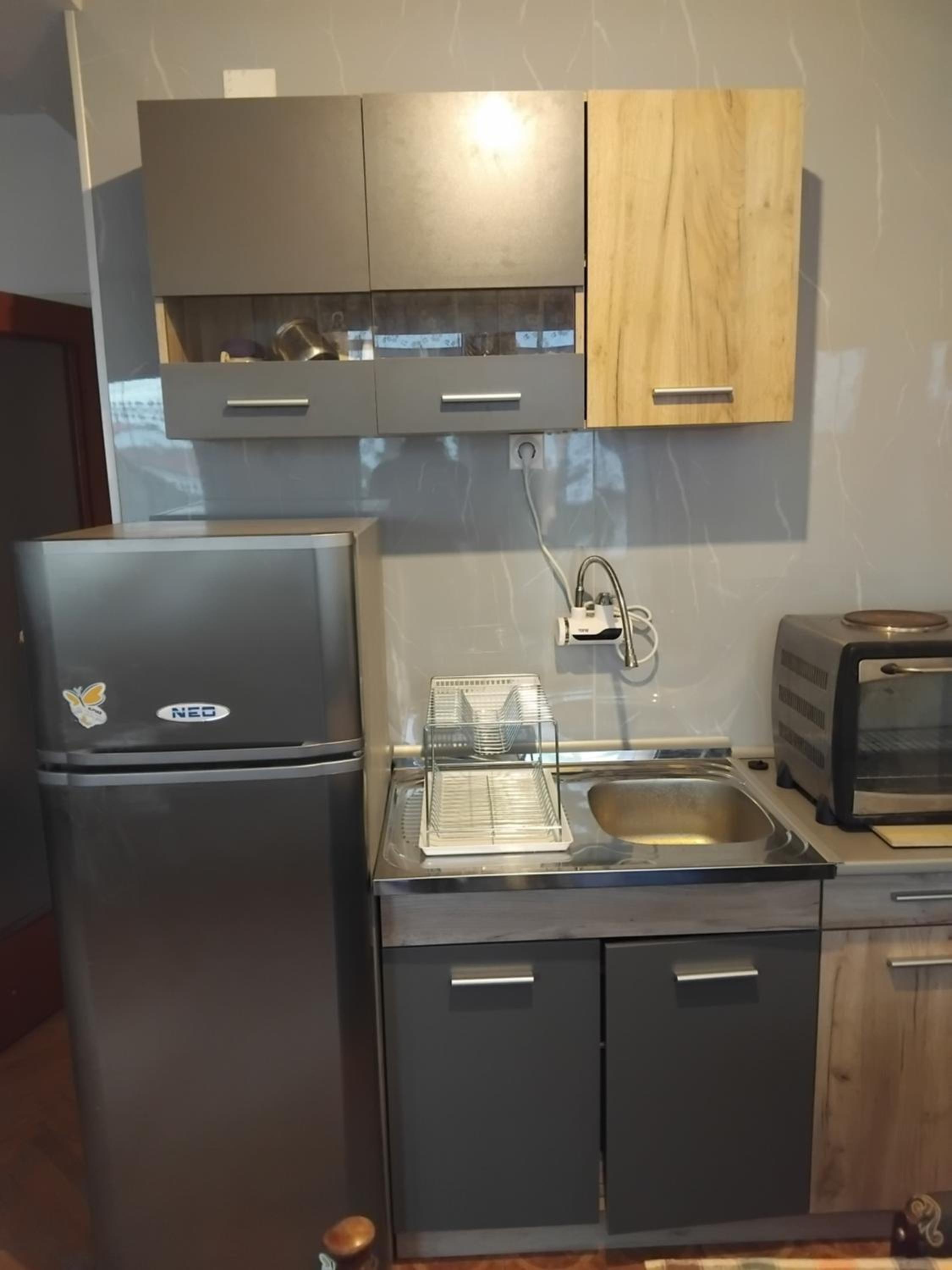 Beach Apartment Ohrid - Near Beach, Balcony and Free Parking