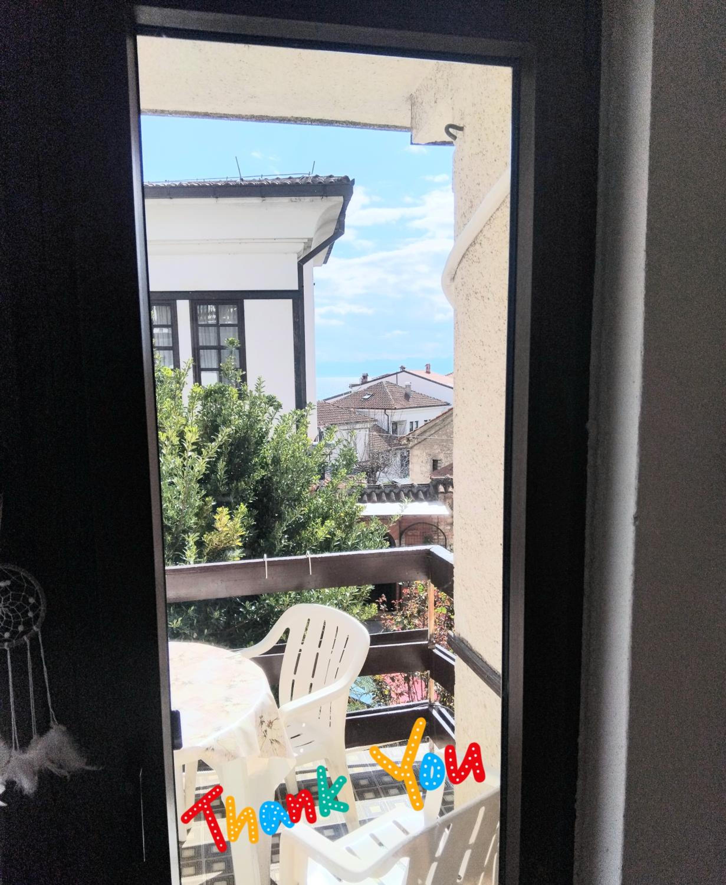 Beach Apartment Ohrid - Near Beach, Balcony and Free Parking