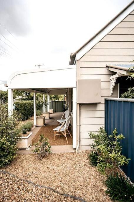 The Icely Cottage