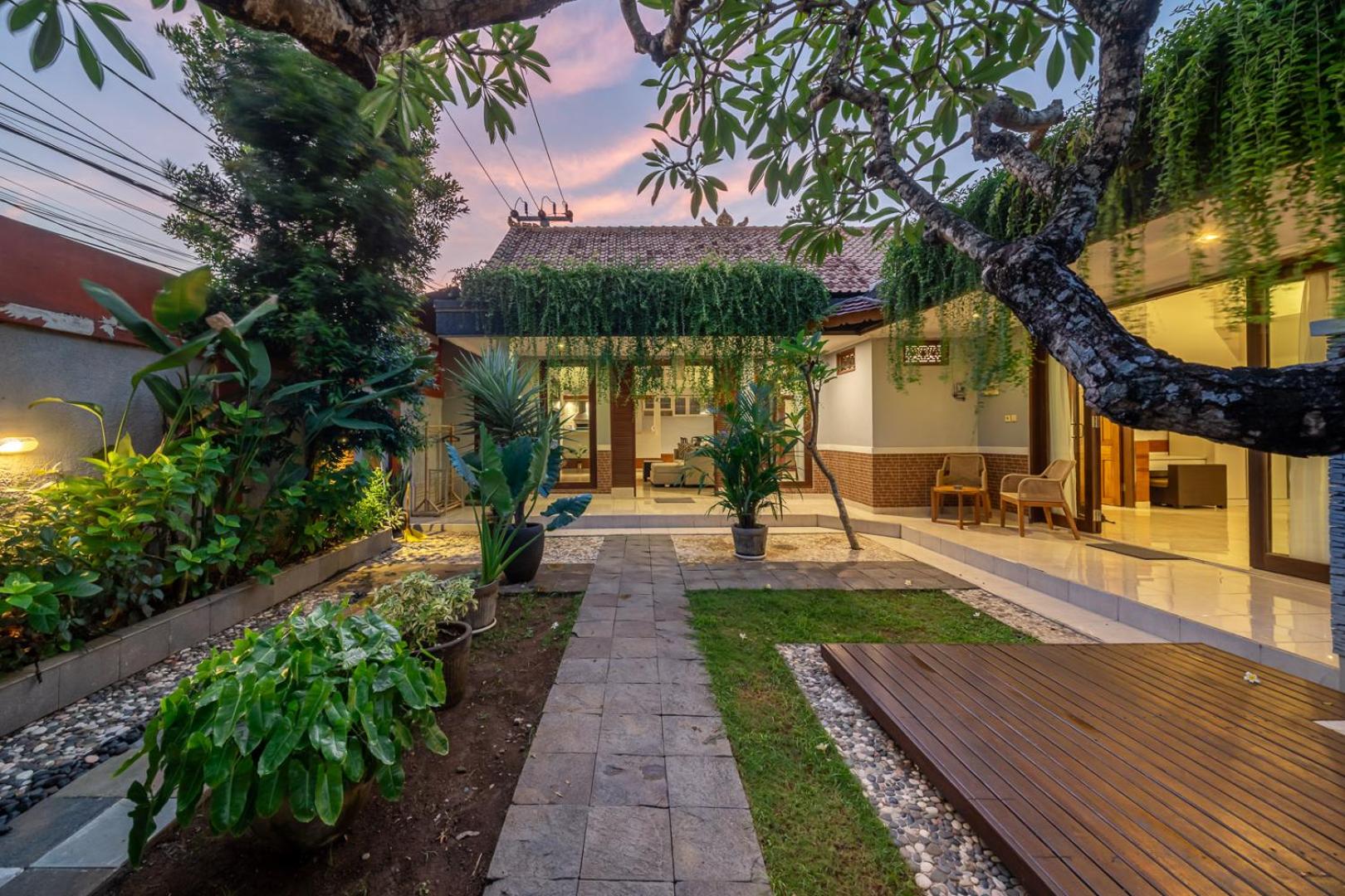 Nameera Villa